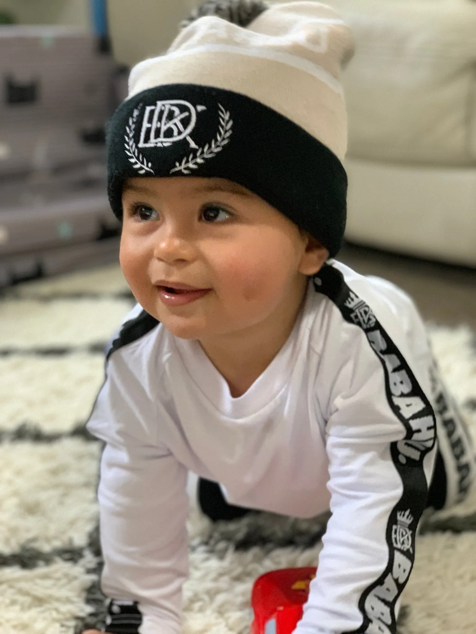 Babahlu Long Sleeve Black Tshirt
