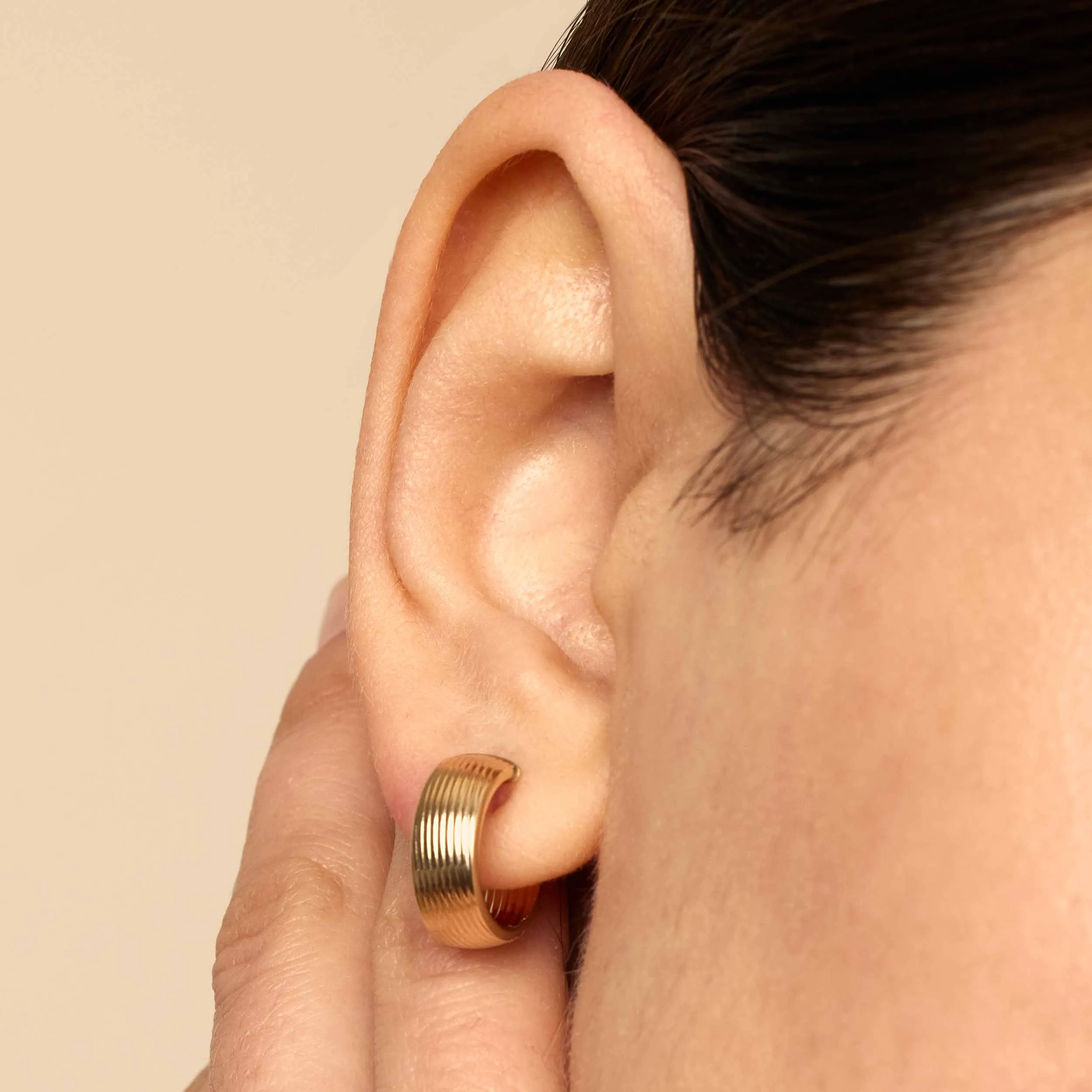 Linear Band Hoops
