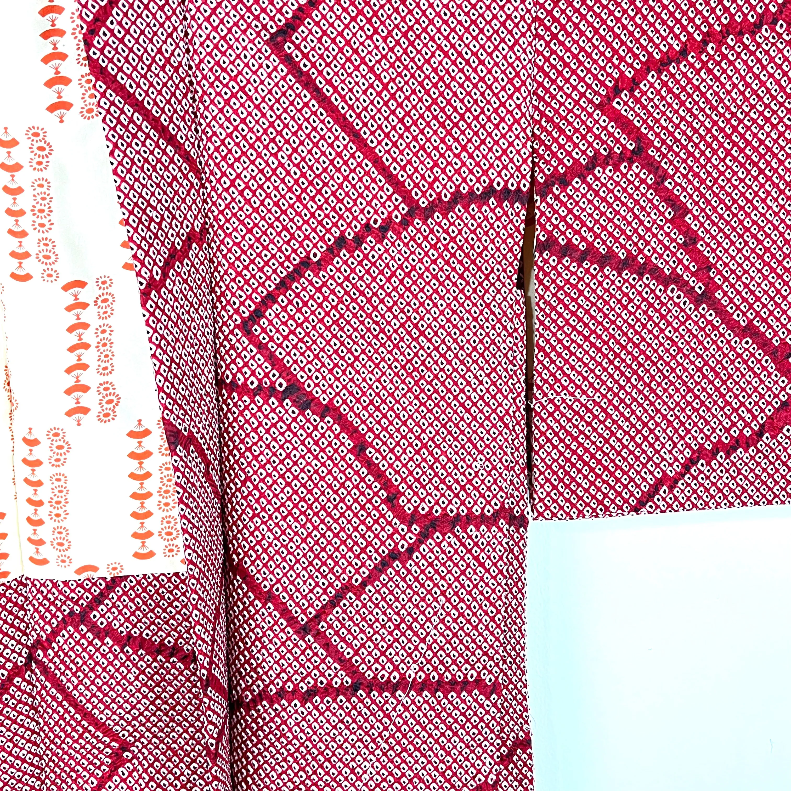 Vintage Japanese Silk Haori Coat in Shibori Tie-dye Bright Red Fan Pattern 28"L